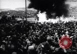 Standbild Arbeitnehmer Proteste Berlin Deutschland, 1953, aus Sekunde 12 historischem Filmmaterial Videoclip 65675037557