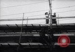 Standbild Arbeitnehmer Proteste Berlin Deutschland, 1953, aus Sekunde 50 historischem Filmmaterial Videoclip 65675037557