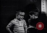 Standbild Leben in West-Berlin gegen Osten Berlin Berlin Deutschland, 1961, aus Sekunde 8 historischem Filmmaterial Videoclip 65675037559