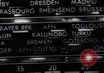 Standbild Leben in West-Berlin gegen Osten Berlin Berlin Deutschland, 1961, aus Sekunde 23 historischem Filmmaterial Videoclip 65675037559