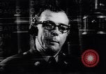 Standbild Leben in West-Berlin gegen Osten Berlin Berlin Deutschland, 1961, aus Sekunde 28 historischem Filmmaterial Videoclip 65675037559