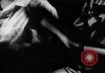 Standbild Leben in West-Berlin gegen Osten Berlin Berlin Deutschland, 1961, aus Sekunde 34 historischem Filmmaterial Videoclip 65675037559
