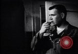 Standbild Leben in West-Berlin gegen Osten Berlin Berlin Deutschland, 1961, aus Sekunde 49 historischem Filmmaterial Videoclip 65675037559