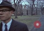 Standbild Thomas Schelling Cambridge Massachusetts USA, 1967, aus Sekunde 47 historischem Filmmaterial Videoclip 65675037569