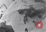 Image Bombardement de Gerolstein Allemagne par bombardiers US Gerolstein Allemagne, 1945, de la seconde 13 séquences d'archives historiques vidéo 65675037591
