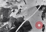 Image Bombardement de Gerolstein Allemagne par bombardiers US Gerolstein Allemagne, 1945, de la seconde 15 séquences d'archives historiques vidéo 65675037591