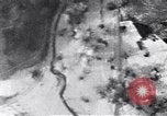 Image Bombardement de Gerolstein Allemagne par bombardiers US Gerolstein Allemagne, 1945, de la seconde 24 séquences d'archives historiques vidéo 65675037591