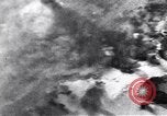 Image Bombardement de Gerolstein Allemagne par bombardiers US Gerolstein Allemagne, 1945, de la seconde 26 séquences d'archives historiques vidéo 65675037591