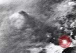 Image Bombardement de Gerolstein Allemagne par bombardiers US Gerolstein Allemagne, 1945, de la seconde 28 séquences d'archives historiques vidéo 65675037591