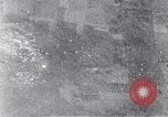 Standbild us bomber angreifen Krefeld Deutschland in Zweiten Weltkrieg Krefeld Deutschland, 1945, aus Sekunde 49 historischem Filmmaterial Videoclip 65675037592