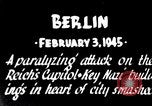 Standbild American B-17 Bomber angreifen Berlin Berlin Deutschland, 1945, aus Sekunde 7 historischem Filmmaterial Videoclip 65675037595
