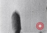 Standbild American B-17 Bomber angreifen Berlin Berlin Deutschland, 1945, aus Sekunde 45 historischem Filmmaterial Videoclip 65675037595