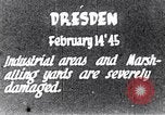 Standbild 8th US Air Force Bombardierung Dresden in Zweiten Weltkrieg Dresden Deutschland, 1945, aus Sekunde 3 historischem Filmmaterial Videoclip 65675037596