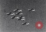 Standbild 8th US Air Force Bombardierung Dresden in Zweiten Weltkrieg Dresden Deutschland, 1945, aus Sekunde 11 historischem Filmmaterial Videoclip 65675037596