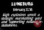 Standbild Zweiten Weltkrieg Bombardierung von Luneburg Luneburg Deutschland, 1945, aus Sekunde 6 historischem Filmmaterial Videoclip 65675037597