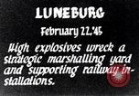 Standbild Zweiten Weltkrieg Bombardierung von Luneburg Luneburg Deutschland, 1945, aus Sekunde 7 historischem Filmmaterial Videoclip 65675037597