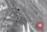 Standbild Zweiten Weltkrieg Bombardierung von Luneburg Luneburg Deutschland, 1945, aus Sekunde 11 historischem Filmmaterial Videoclip 65675037597