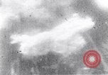 Standbild Zweiten Weltkrieg Bombardierung von Luneburg Luneburg Deutschland, 1945, aus Sekunde 17 historischem Filmmaterial Videoclip 65675037597
