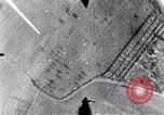 Standbild Zweiten Weltkrieg Bombardierung von Luneburg Luneburg Deutschland, 1945, aus Sekunde 27 historischem Filmmaterial Videoclip 65675037597
