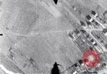 Standbild Zweiten Weltkrieg Bombardierung von Luneburg Luneburg Deutschland, 1945, aus Sekunde 29 historischem Filmmaterial Videoclip 65675037597