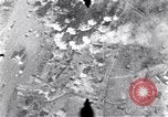 Standbild Zweiten Weltkrieg Bombardierung von Luneburg Luneburg Deutschland, 1945, aus Sekunde 38 historischem Filmmaterial Videoclip 65675037597