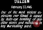 Standbild riesige Explosionen während Uelzen Bombardierung Uelzen Deutschland, 1945, aus Sekunde 1 historischem Filmmaterial Videoclip 65675037598