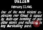 Standbild riesige Explosionen während Uelzen Bombardierung Uelzen Deutschland, 1945, aus Sekunde 6 historischem Filmmaterial Videoclip 65675037598