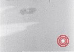 Standbild riesige Explosionen während Uelzen Bombardierung Uelzen Deutschland, 1945, aus Sekunde 30 historischem Filmmaterial Videoclip 65675037598