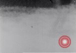 Standbild American B-17 Flugzeuge bombardieren Berlin Berlin Deutschland, 1945, aus Sekunde 19 historischem Filmmaterial Videoclip 65675037600