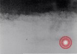 Standbild American B-17 Flugzeuge bombardieren Berlin Berlin Deutschland, 1945, aus Sekunde 20 historischem Filmmaterial Videoclip 65675037600