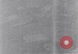 Standbild American B-17 Flugzeuge bombardieren Berlin Berlin Deutschland, 1945, aus Sekunde 26 historischem Filmmaterial Videoclip 65675037600