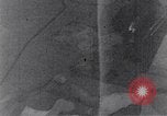 Standbild American B-17 Flugzeuge bombardieren Berlin Berlin Deutschland, 1945, aus Sekunde 31 historischem Filmmaterial Videoclip 65675037600