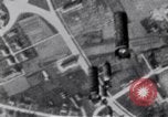 Immagine di Ingolstadt munizioni impianto distrutta nella seconda guerra mondiale Ingolstadt Germania, 1945, secondo 20 filmato di repertorio 65675037602