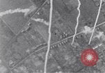 Immagine di Bombardamento americano di Neumunster ferroviaria Germania Neumunster Germania, 1945, secondo 18 filmato di repertorio 65675037603
