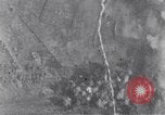 Immagine di Bombardamento americano di Neumunster ferroviaria Germania Neumunster Germania, 1945, secondo 35 filmato di repertorio 65675037603