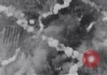 Immagine di Bombardamento americano di Neumunster ferroviaria Germania Neumunster Germania, 1945, secondo 40 filmato di repertorio 65675037603