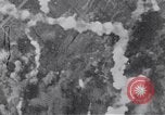 Immagine di Bombardamento americano di Neumunster ferroviaria Germania Neumunster Germania, 1945, secondo 45 filmato di repertorio 65675037603