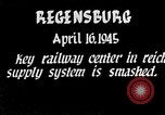 Immagine di Regensburg railyards bombardato nella seconda guerra mondiale Regensburg Germania, 1945, secondo 4 filmato di repertorio 65675037604