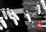 Immagine di Regensburg railyards bombardato nella seconda guerra mondiale Regensburg Germania, 1945, secondo 17 filmato di repertorio 65675037604