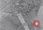 Immagine di Regensburg railyards bombardato nella seconda guerra mondiale Regensburg Germania, 1945, secondo 28 filmato di repertorio 65675037604