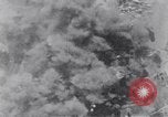 Immagine di Regensburg railyards bombardato nella seconda guerra mondiale Regensburg Germania, 1945, secondo 38 filmato di repertorio 65675037604