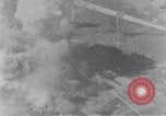 Immagine di Regensburg railyards bombardato nella seconda guerra mondiale Regensburg Germania, 1945, secondo 51 filmato di repertorio 65675037604