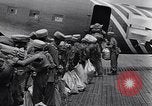 Image British Indian 50e division de parachutistes Rangoon Birmanie, 1945, de la seconde 29 séquences d'archives historiques vidéo 65675037608