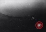 Standbild deutsche Ju-87 Stuka dive Bomber angreifen Westerplatte Danzig Polen, 1939, aus Sekunde 5 historischem Filmmaterial Videoclip 65675037614