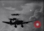 Standbild deutsche Ju-87 Stuka dive Bomber angreifen Westerplatte Danzig Polen, 1939, aus Sekunde 10 historischem Filmmaterial Videoclip 65675037614