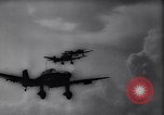 Standbild deutsche Ju-87 Stuka dive Bomber angreifen Westerplatte Danzig Polen, 1939, aus Sekunde 12 historischem Filmmaterial Videoclip 65675037614