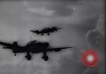 Standbild deutsche Ju-87 Stuka dive Bomber angreifen Westerplatte Danzig Polen, 1939, aus Sekunde 13 historischem Filmmaterial Videoclip 65675037614