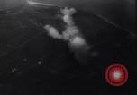 Standbild deutsche Ju-87 Stuka dive Bomber angreifen Westerplatte Danzig Polen, 1939, aus Sekunde 38 historischem Filmmaterial Videoclip 65675037614