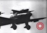 Standbild deutsche Ju-87 Stuka dive Bomber angreifen Westerplatte Danzig Polen, 1939, aus Sekunde 48 historischem Filmmaterial Videoclip 65675037614