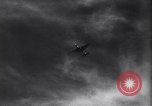 Standbild deutsche Ju-87 Stuka dive Bomber angreifen Westerplatte Danzig Polen, 1939, aus Sekunde 62 historischem Filmmaterial Videoclip 65675037614